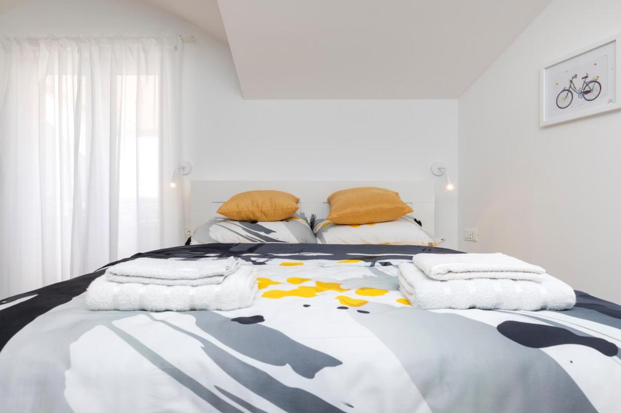 Easy Apartamento Mali Lošinj Exterior foto